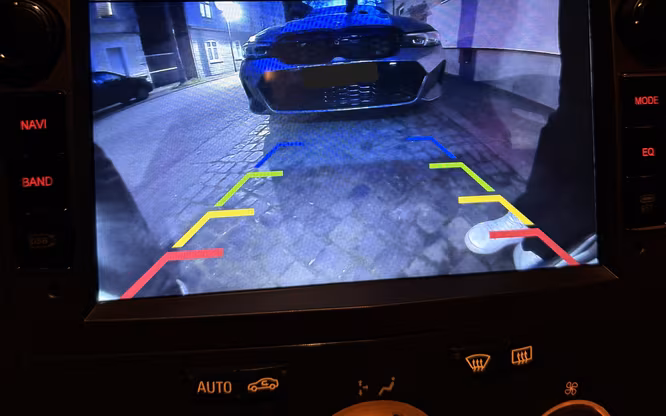 CarPlay Einbau inkl. Rückfahrkamera in Opel Corsa D 2011 2