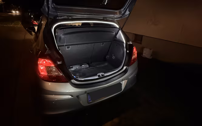 CarPlay Einbau inkl. Rückfahrkamera in Opel Corsa D 2011 0