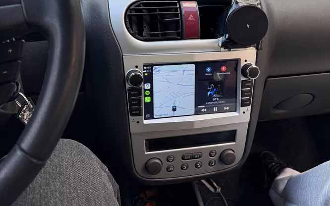 CarPlay Einbau in Opel Corsa C 2005