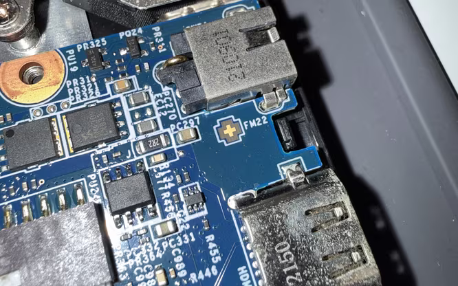 Ladeanschluss Reparatur MSI Gaming Notebook